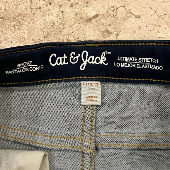 🐱 2 / $15 NWT Cat & Jack Girls Ultimate Stretch Dark Blue Denim Mid Rise Shorts - Picture 4 of 4